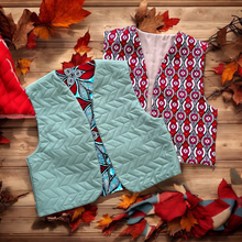 Load image into Gallery viewer, Reversible quilted jacket.