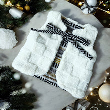 Load image into Gallery viewer, Women reversible vest