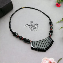 Afbeelding in Gallery-weergave laden, Hematite Necklace
